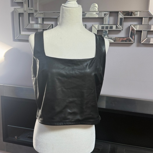 Express Tops - Express Black Body Contour crop top size Xl